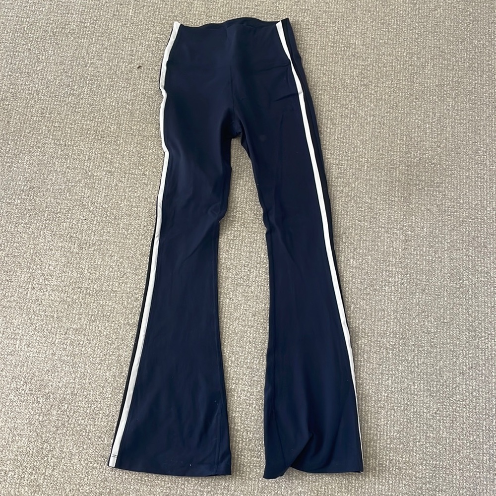 split 59 yoga pants